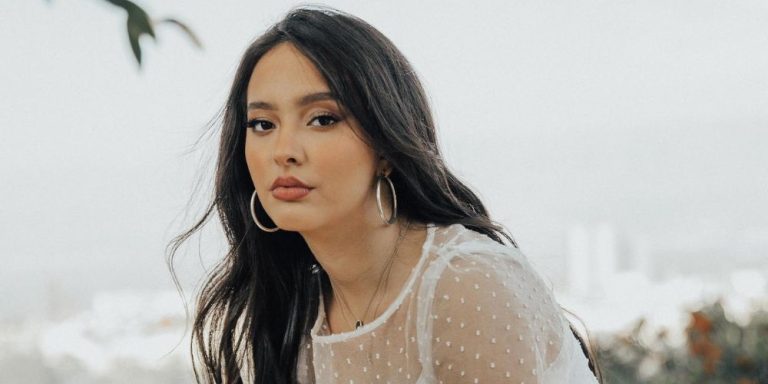 Female Rapper Canada 9 Canadian Female Pop Artists To Keep An Eye On